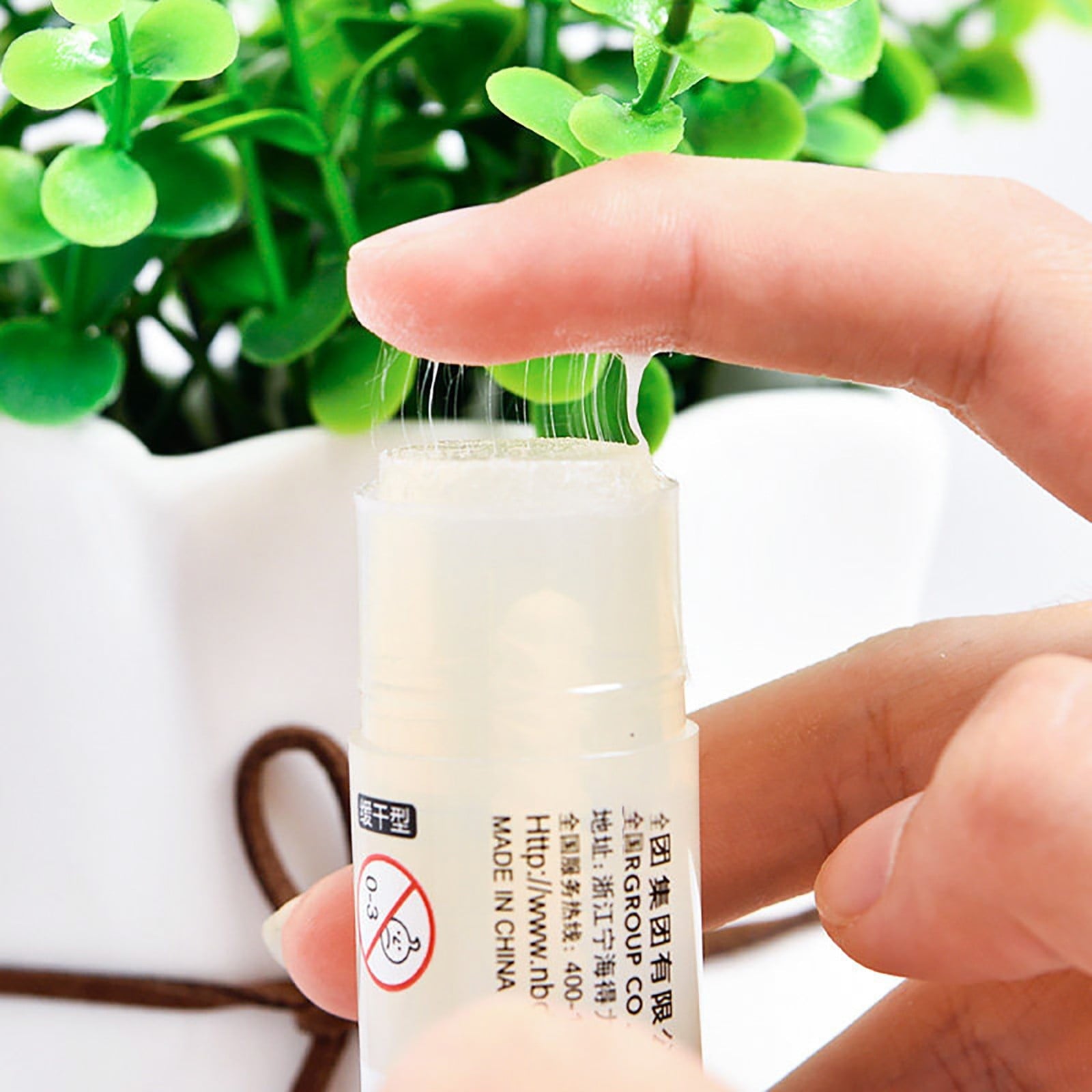 XaTanion Transparent Solid Glue Handmade Glue Stick Material ren's Transparent Glue Stick Student Stationery,Clear,8*2cm